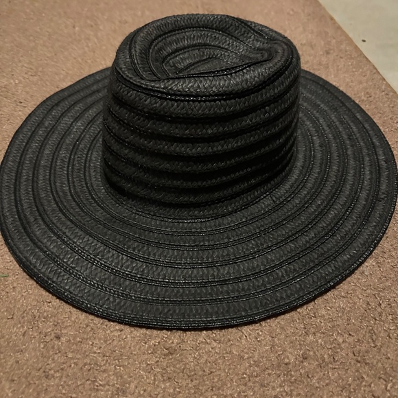 Kangol braided woven hat - Picture 3 of 5